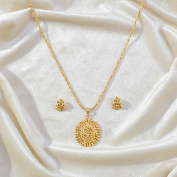228051 Antique Temple Pendant Set With Gold Plating