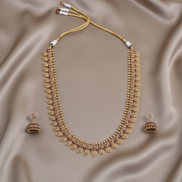228180 Antique Long Necklace With Gold Plating