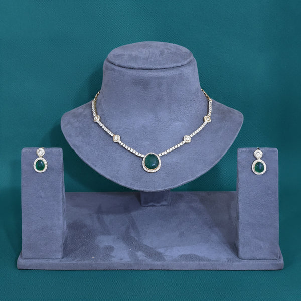 228227 Antique Classic Necklace Set With Gold Plating