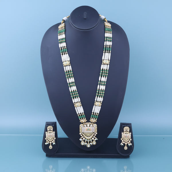 228298 Antique Meenakari Pendant Set With Gold Plating