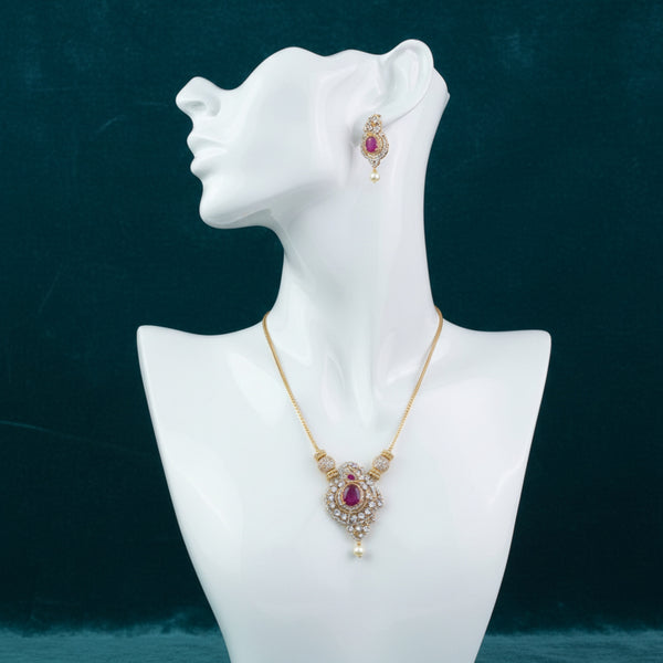 228506 Antique Classic Pendant Set With Matte Gold Plating