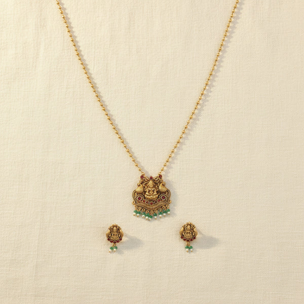 228738 Antique South Indian Pendant Set With Gold Plating