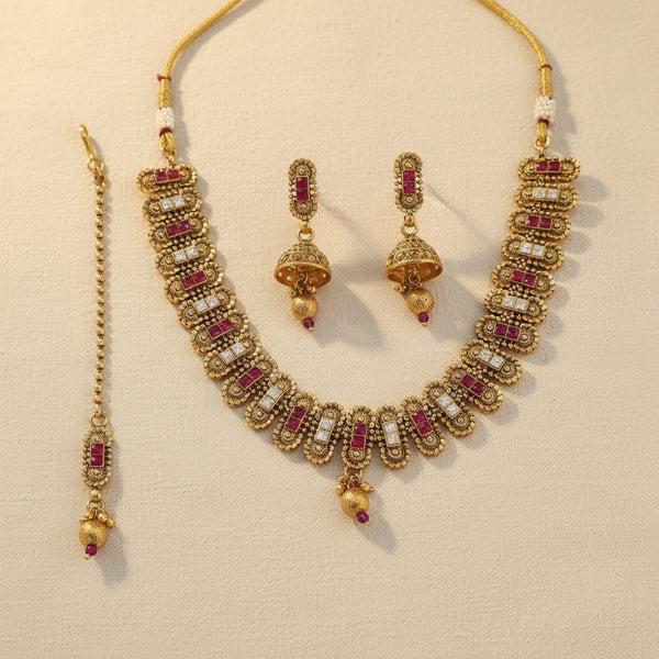 228759 Antique Classic Necklace Set With Gold Plating