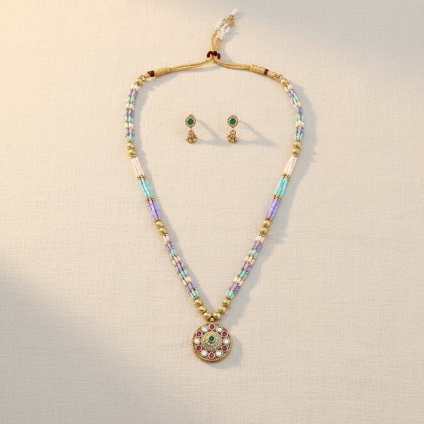 228775 Antique Classic Pendant Set With Gold Plating