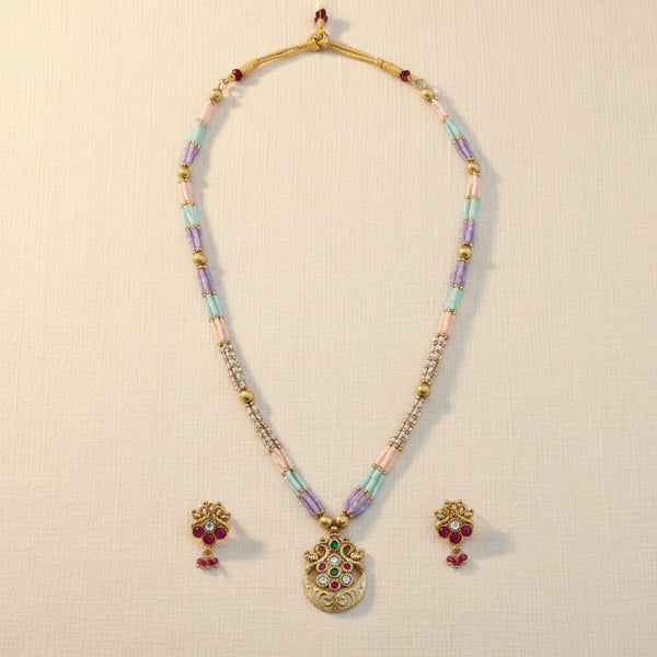 228776 Antique Classic Pendant Set With Gold Plating