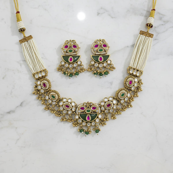 228857 Antique Classic Necklace With Matte Gold Plating