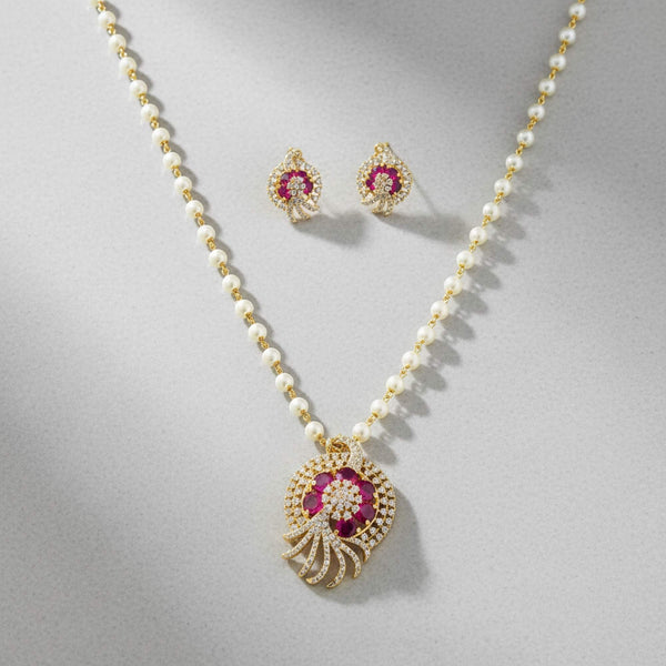 228956 Antique Classic Pendant Set With Gold Plating