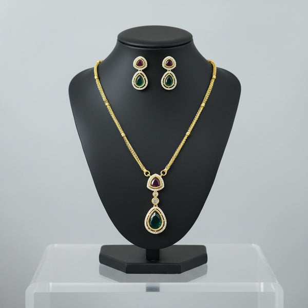 228960 Antique Classic Pendant Set With Gold Plating