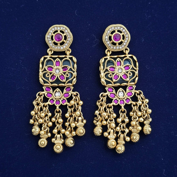 229405 Antique Classic Earring With Gold Plating