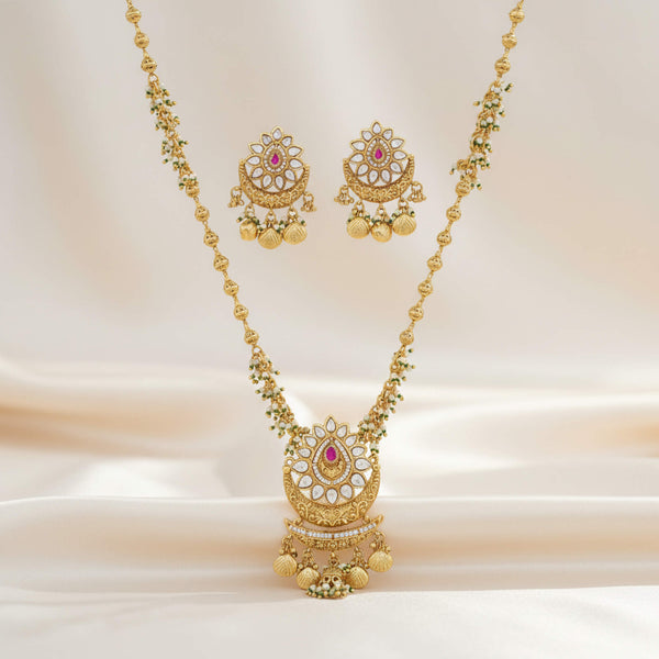 229531 Antique Moti Pendant Set With Gold Plating