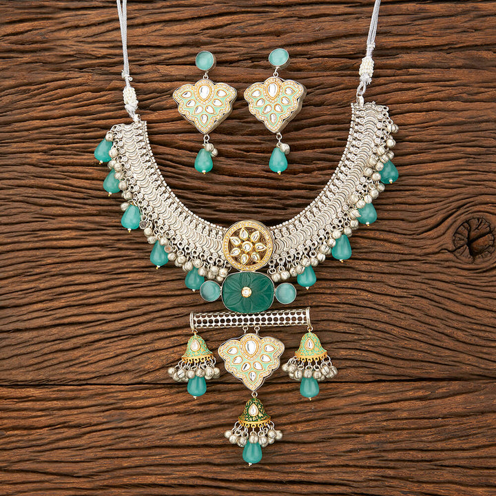 Kundan Classic Necklace With 2 Tone Plating 301595