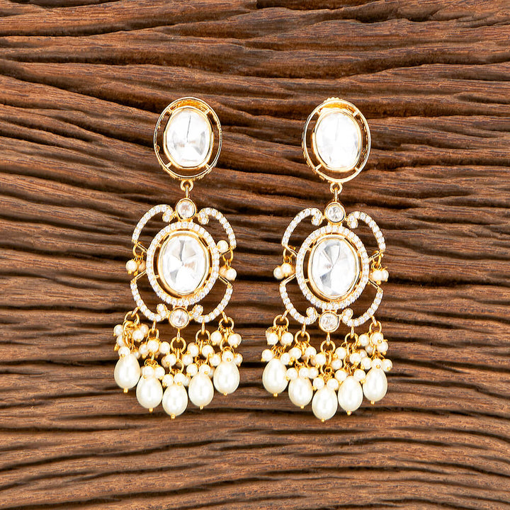 Kundan Moti Earring With Gold Plating 301638