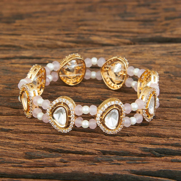 Kundan Classic Bracelet With Gold Plating 302020