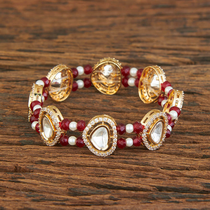 Kundan Classic Bracelet With Gold Plating 302020