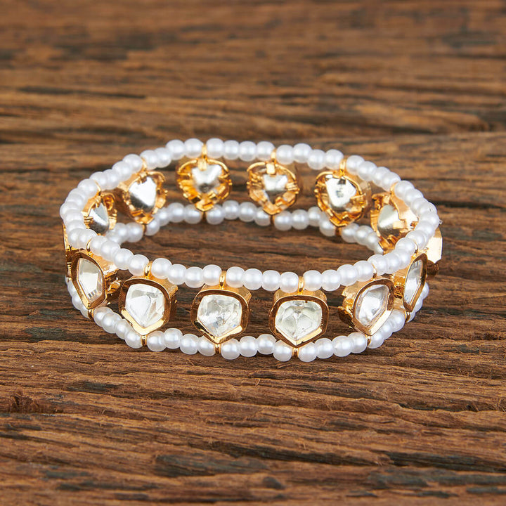 Kundan Classic Bracelet With Gold Plating 302021