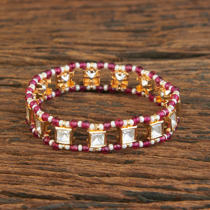 Kundan Classic Bracelet With Gold Plating 302025