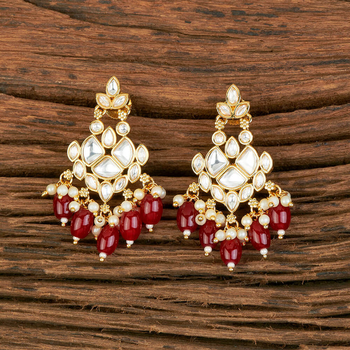 Kundan Delicate Earring With Gold Plating 302044