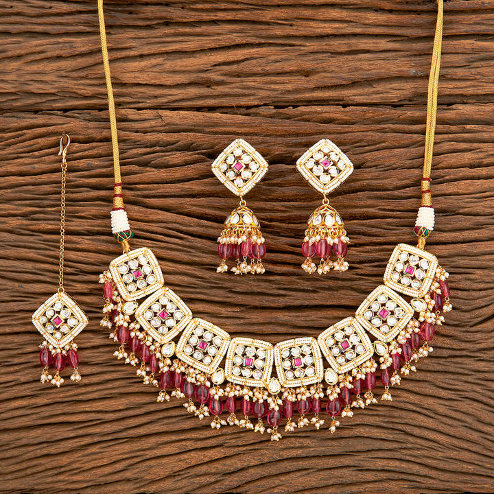 Kundan Mukut Necklace With Gold Plating 302174