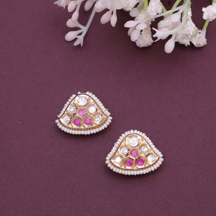 Kundan Pearl Earring With Gold Plating 302251