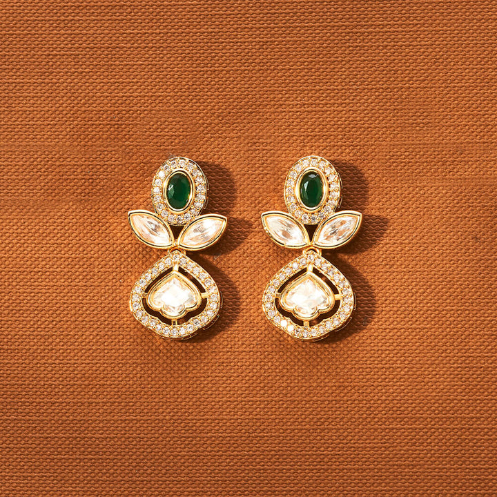 Kundan Classic Earring With Gold Plating 302423