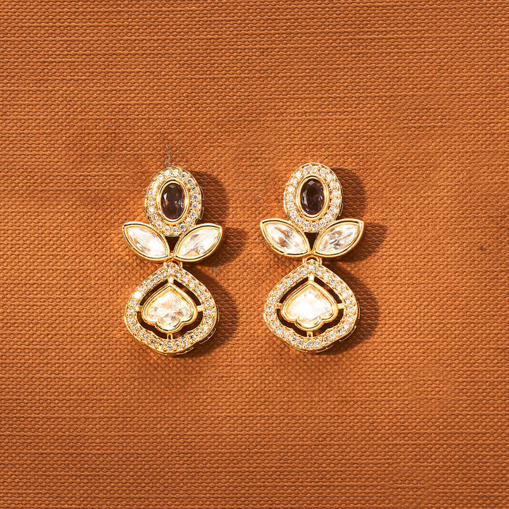 Kundan Classic Earring With Gold Plating 302423