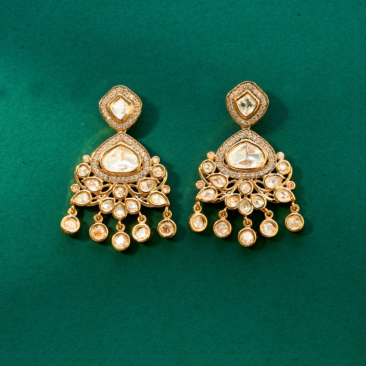 Kundan Classic Earring With Gold Plating 302437