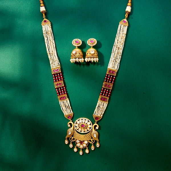 Kundan Peacock Pendant Set With Matte Gold Plating 302445