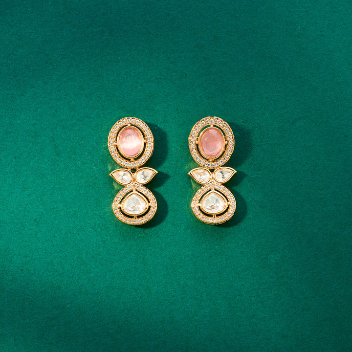 Kundan Classic Earring With Gold Plating 302471