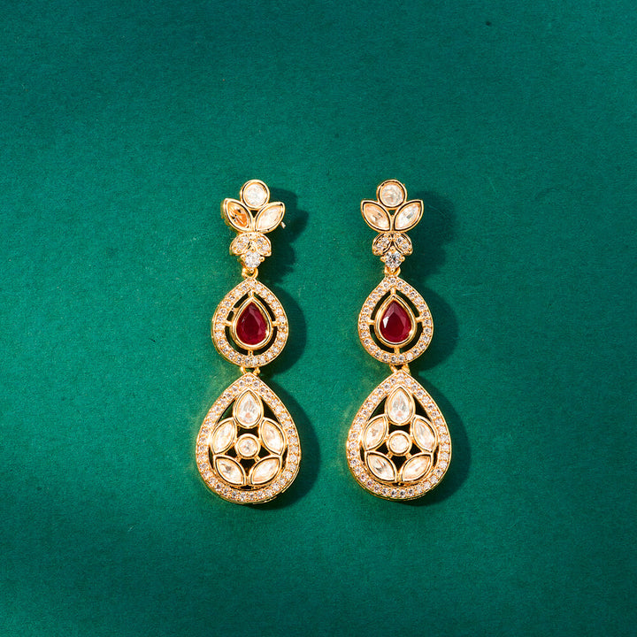 Kundan Classic Earring With Gold Plating 302474