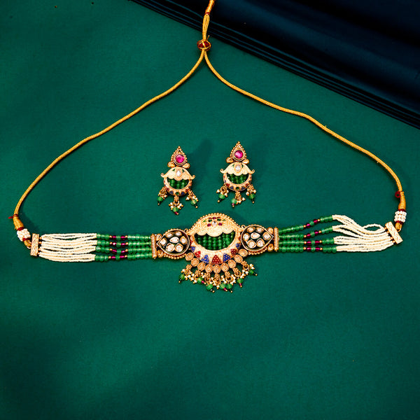 Kundan Choker Necklace With Matte Gold Plating 302476