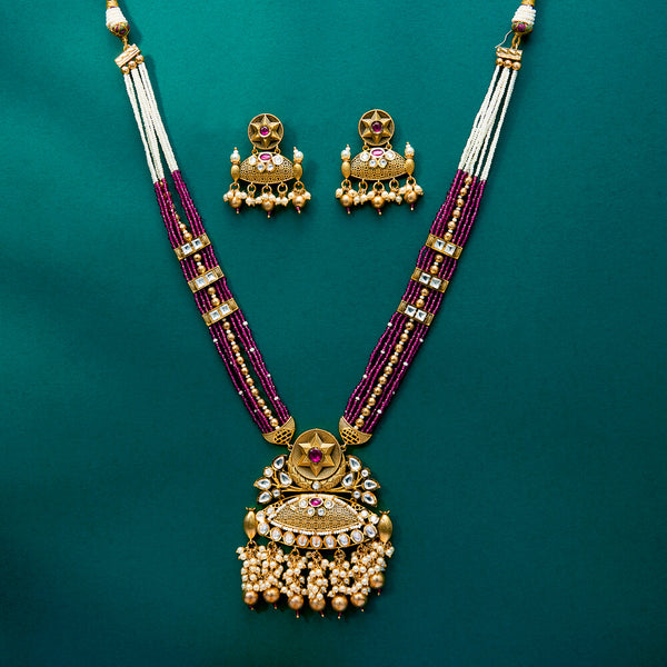 302552 Kundan Pearl Pendant Set With Gold Plating