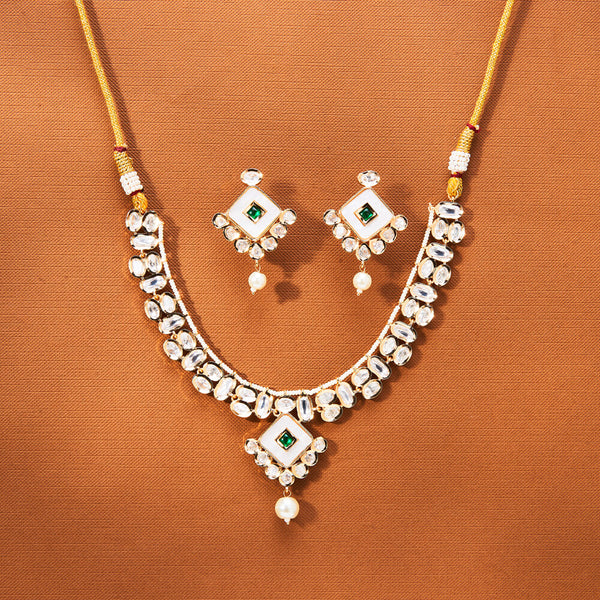 302631 Kundan Mother Of Pearl Necklace With Gold Plating