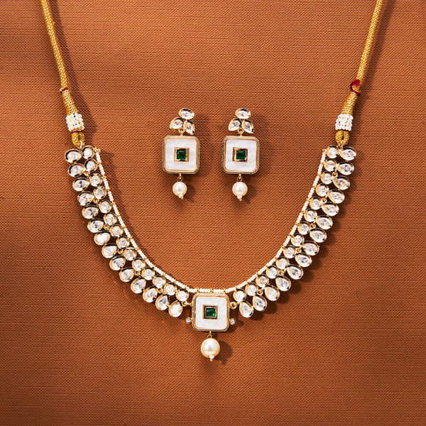 302632 Kundan Mother Of Pearl Necklace With Gold Plating