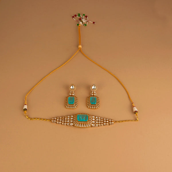 302673 Kundan Choker Necklace Set With Gold Plating