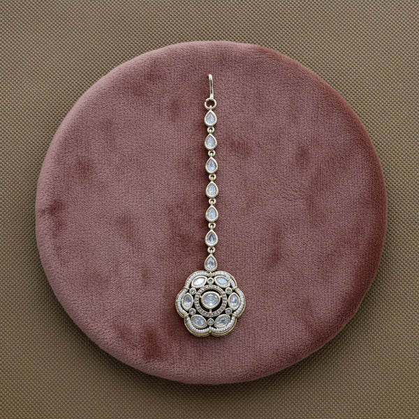 302882 Kundan Classic Tikka With Gold Plating