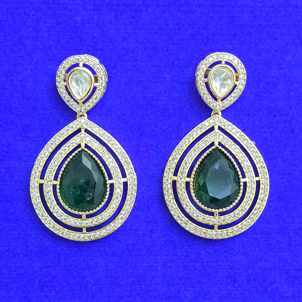 303120 Kundan Classic Earring With Gold Plating