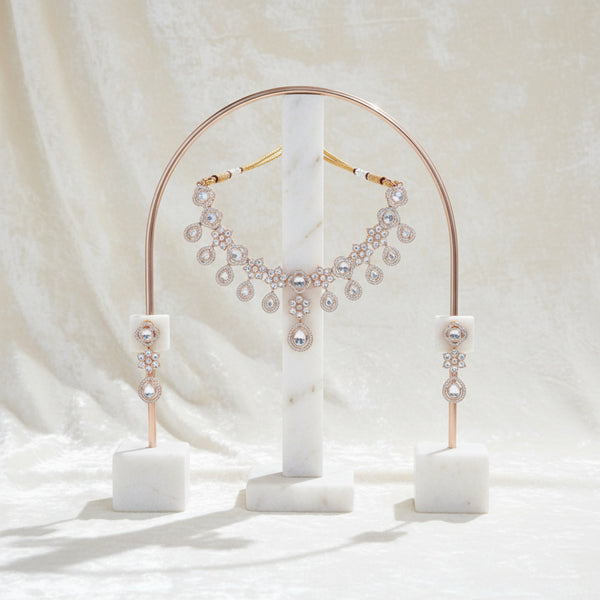 303176 Kundan Classic Necklace With Carat Gold Plating