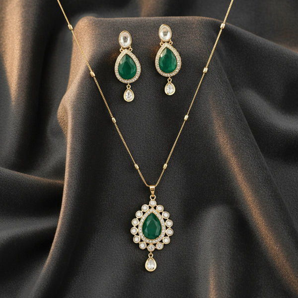 303193 Kundan Classic Pendant Set With Carat Gold Plating