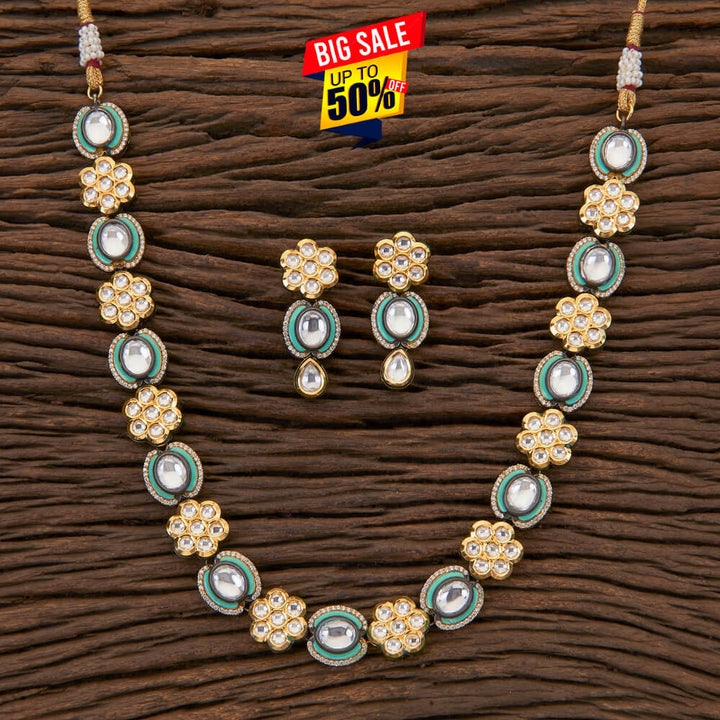 Kundan Classic Necklace With Black Plating 350433