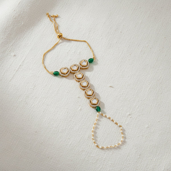 351236 Kundan Moti Hath Pan With Gold Plating