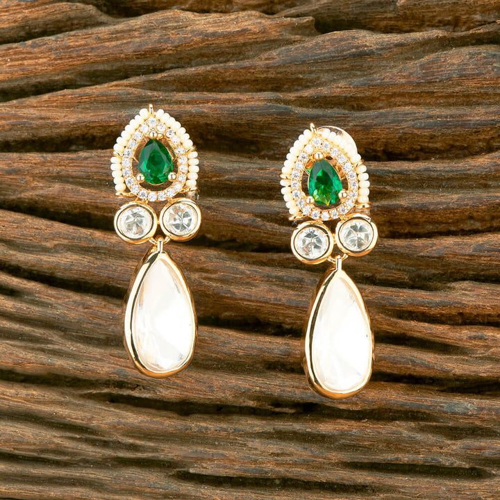 Kundan Classic Earring With Gold Plating 351613