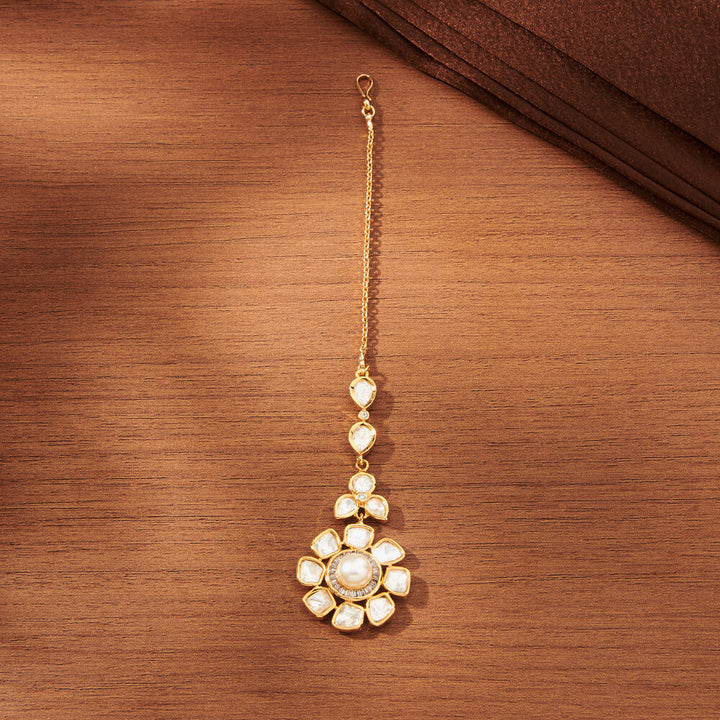 Kundan Classic Tikka With Gold Plating 351810