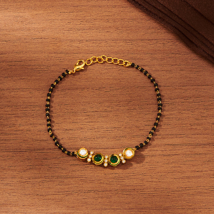 Kundan Hand Mangalsutra Bracelet With Gold Plating 351822