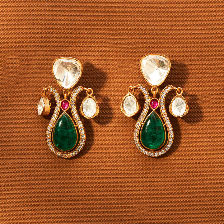 Kundan Classic Earring With Gold Plating 351854