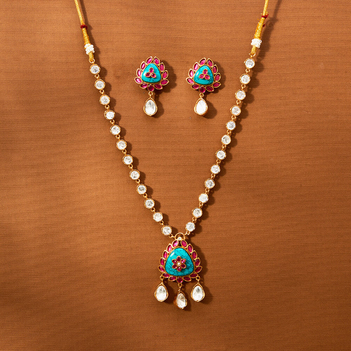 Kundan Classic Necklace With Gold Plating 351866