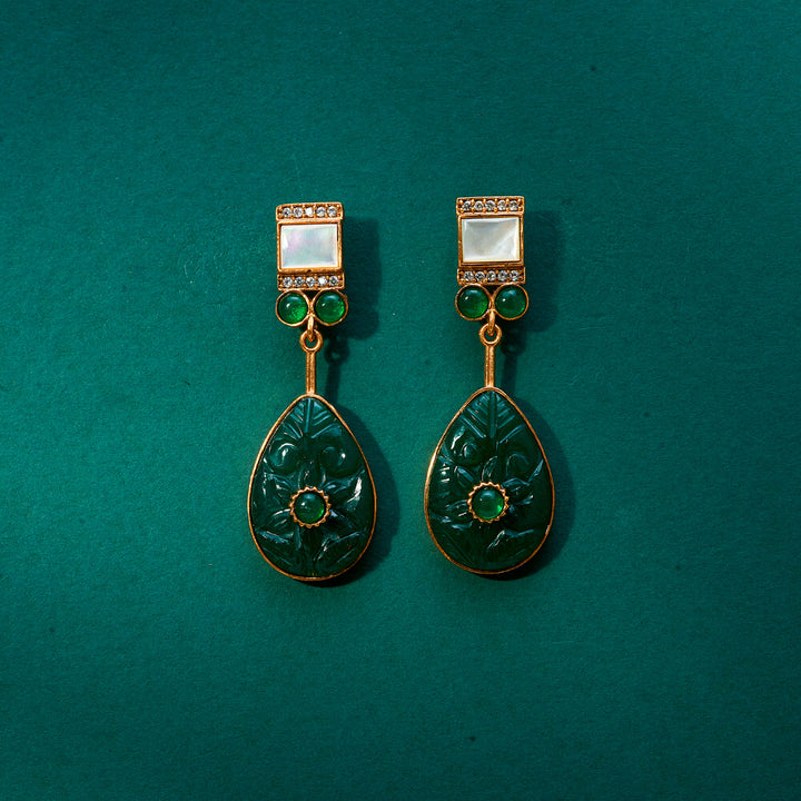 Kundan Classic Earring With Gold Plating 351886