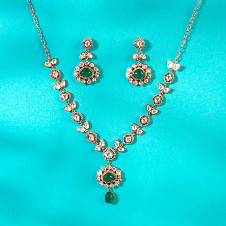 Kundan Classic Necklace With Rose Gold Plating 351992