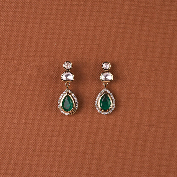 352190 Kundan Short Earring With Mehndi Plating