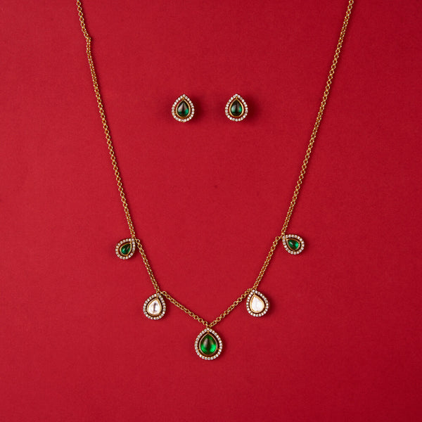 352225 Kundan Delicate Necklace With Mehndi Plating