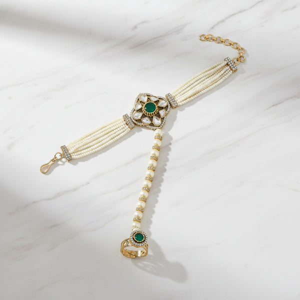 352531 Kundan Classic Hath Pan With Mehndi Plating